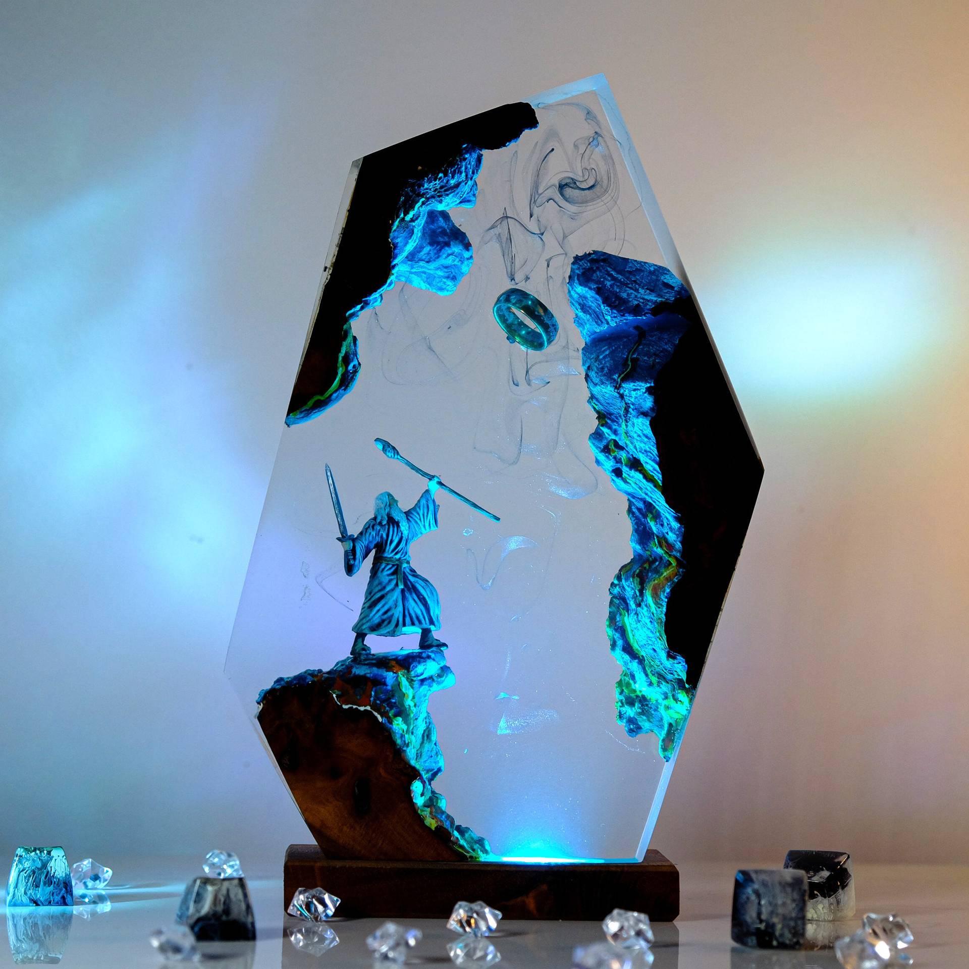 Figurka z sceny filmowej, stol – Lighting Decor Wedding recenzja i cena